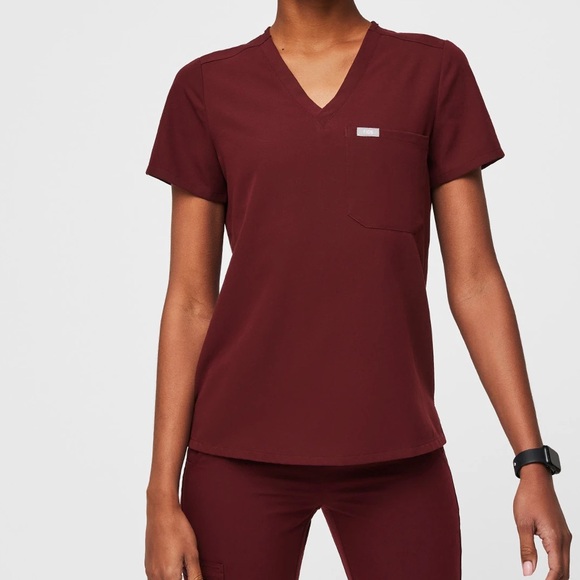 Figs Tops - Figs Catarina One-Pocket Scrub Top | Burgundy | XS